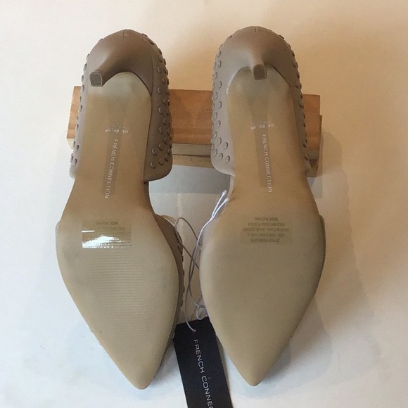 French Connection  Forever Studded Pump Ivory 3.5” heel. Size 9 NWT - Picture 5 of 6